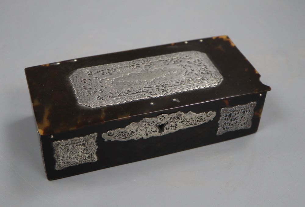 A tortoiseshell silver inlaid box, width 15cm